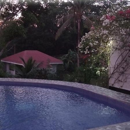 Matteo'S Hus Villa Rental Zamboanguita  Exterior photo