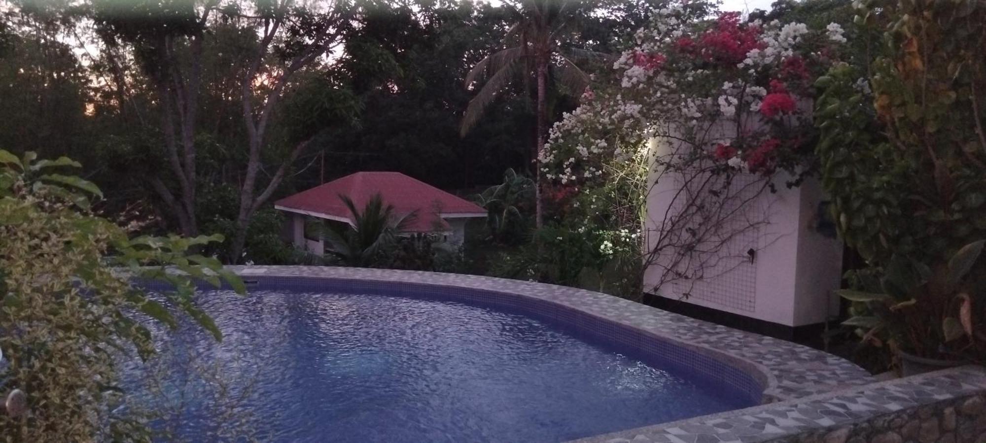 Matteo'S Hus Villa Rental Zamboanguita  Exterior photo